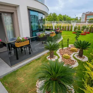 Lara Marine Homes Aparthotel