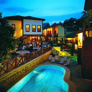 Otel Tekeli Konaklari